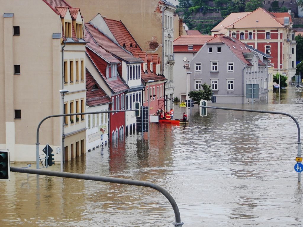 High water on the city